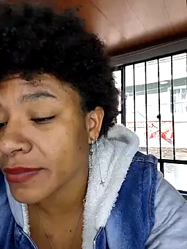 Snapshot of Selket11 chatting on January 2025 02:09:01 PM Selket11 online show from January 2025 02:09:01 PM