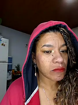 Snapshot of Selket11 chatting on February 2025 10:29:01 AM Selket11 online show from February 2025 10:29:01 AM