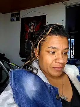 Snapshot of Selket11 chatting on February 2025 10:49:01 AM Selket11 online show from February 2025 10:49:01 AM