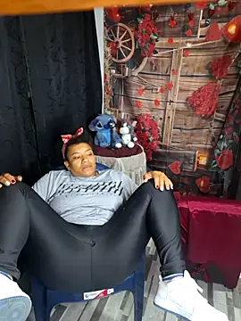 Snapshot of Selket11 chatting on February 2025 01:00:01 AM Selket11 online show from February 2025 01:00:01 AM