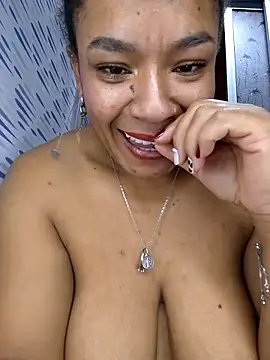 Snapshot of Selket11 chatting on February 2025 03:08:01 PM Selket11 online show from February 2025 03:08:01 PM