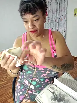 Snapshot of Selket11 chatting on September 2025 01:18:01 AM Selket11 online show from September 2025 01:18:01 AM