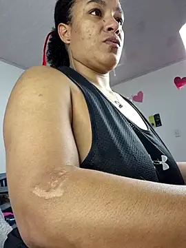 Snapshot of Selket11 chatting on November 2025 02:01:01 PM Selket11 online show from November 2025 02:01:01 PM