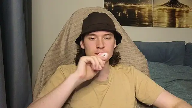 MoreRealAlex online show from June 2026 11:53:02 PM