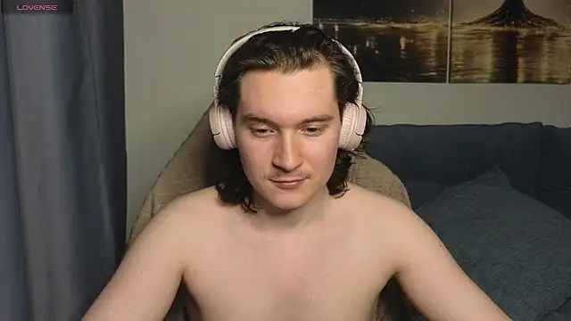 MoreRealAlex online show from July 2026 06:12:01 PM