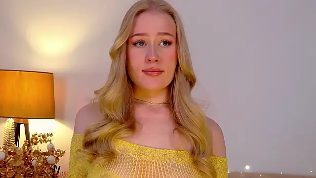 JuliaJaee online show from January 2025 07:10:02 PM