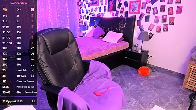 BellaTorne  online show from March 2025 02:23:02 PM