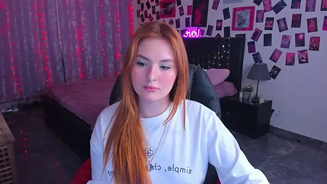 BellaTorne  online show from March 2025 03:42:01 PM