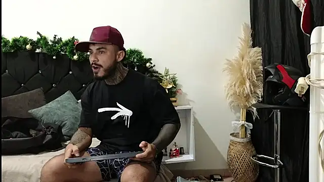 Snapshot of john_cartter1 chatting on November 2025 11:02:01 AM john cartter1 online show from November 2025 11:02:01 AM