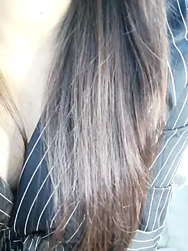  Linez  online show from November 2025 04:22:02 PM