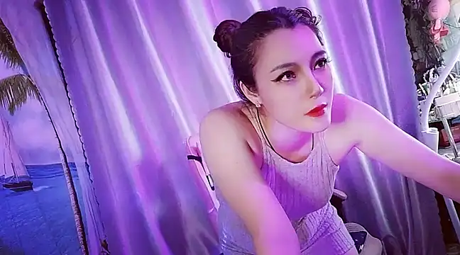 Snapshot of Sugar_lipsz chatting on March 2025 04:20:01 PM Sugar lipsz online show from March 2025 04:20:01 PM