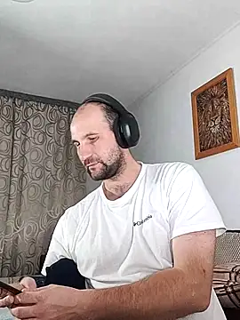 Snapshot of Popadosik_Mod chatting on February 2026 06:19:01 PM Popadosik Mod online show from February 2026 06:19:01 PM