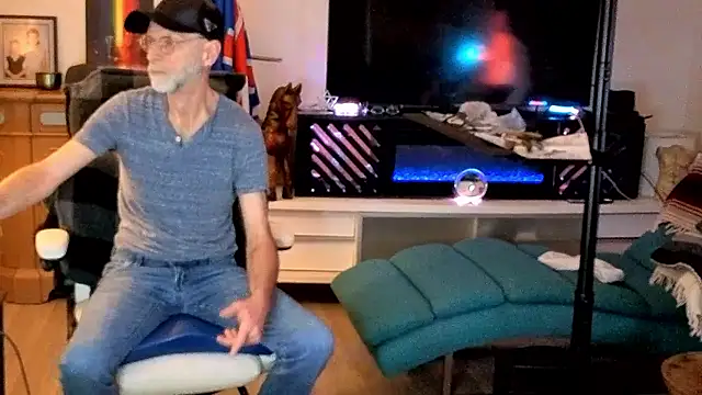 Towndude123 online show from March 2026 10:15:01 PM