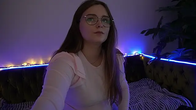 Snapshot of MagicPeachh_ chatting on December 2024 06:16:01 PM MagicPeachh online show from December 2024 06:16:01 PM