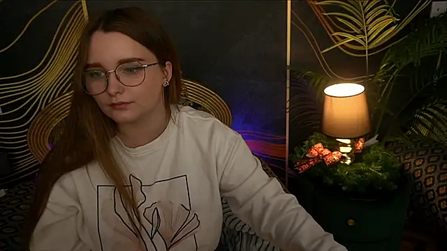 Snapshot of MagicPeachh_ chatting on December 2024 05:18:02 PM MagicPeachh online show from December 2024 05:18:02 PM