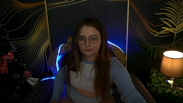 Snapshot of MagicPeachh_ chatting on January 2025 03:46:02 PM MagicPeachh online show from January 2025 03:46:02 PM