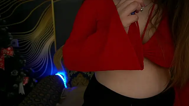 Snapshot of MagicPeachh_ chatting on January 2025 12:58:02 PM MagicPeachh online show from January 2025 12:58:02 PM