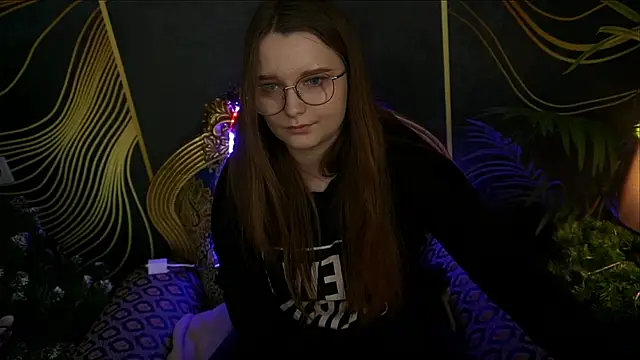 Snapshot of MagicPeachh_ chatting on January 2025 01:56:02 PM MagicPeachh online show from January 2025 01:56:02 PM