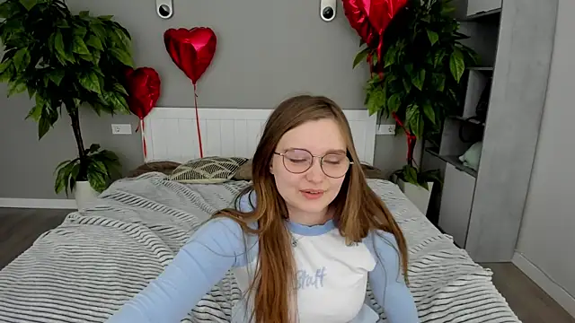 Snapshot of MagicPeachh_ chatting on March 2025 05:16:02 PM MagicPeachh online show from March 2025 05:16:02 PM