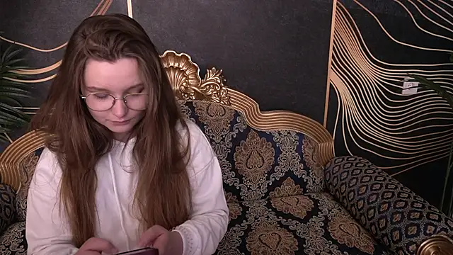 Snapshot of MagicPeachh_ chatting on September 2025 07:52:02 AM MagicPeachh online show from September 2025 07:52:02 AM