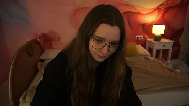 Snapshot of MagicPeachh_ chatting on September 2025 07:57:01 AM MagicPeachh online show from September 2025 07:57:01 AM