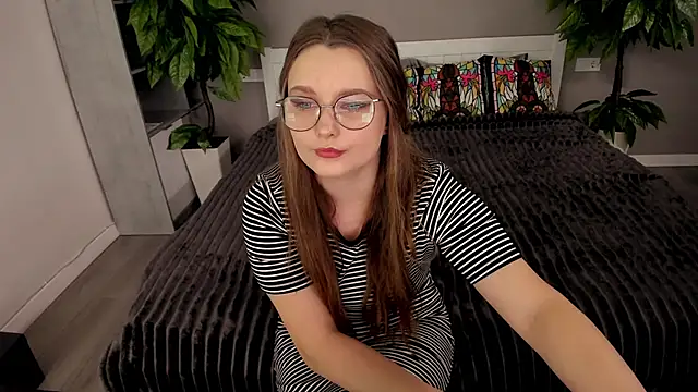 Snapshot of MagicPeachh_ chatting on October 2025 12:27:01 PM MagicPeachh online show from October 2025 12:27:01 PM