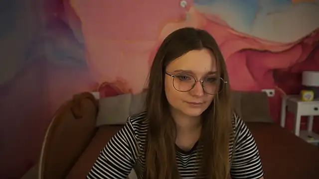 Snapshot of MagicPeachh_ chatting on October 2025 08:59:01 AM MagicPeachh online show from October 2025 08:59:01 AM