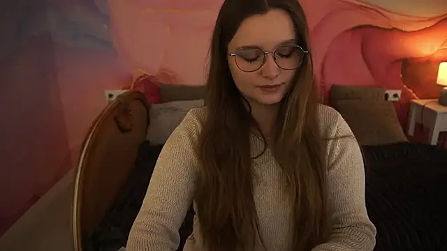 Snapshot of MagicPeachh_ chatting on November 2025 01:53:02 PM MagicPeachh online show from November 2025 01:53:02 PM