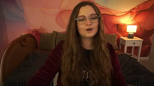 Snapshot of MagicPeachh_ chatting on November 2025 02:06:01 PM MagicPeachh online show from November 2025 02:06:01 PM