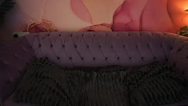 Snapshot of MagicPeachh_ chatting on November 2025 01:28:01 PM MagicPeachh online show from November 2025 01:28:01 PM