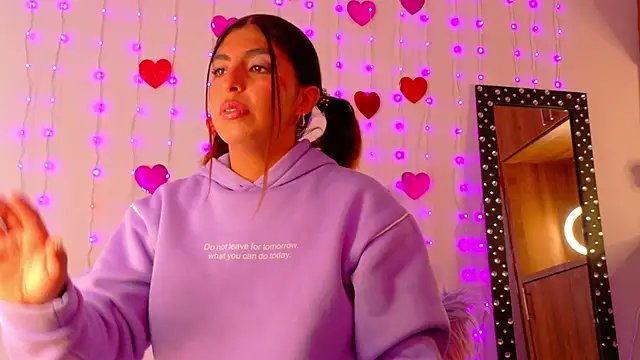 im anna  online show from February 2026 09:38:01 PM