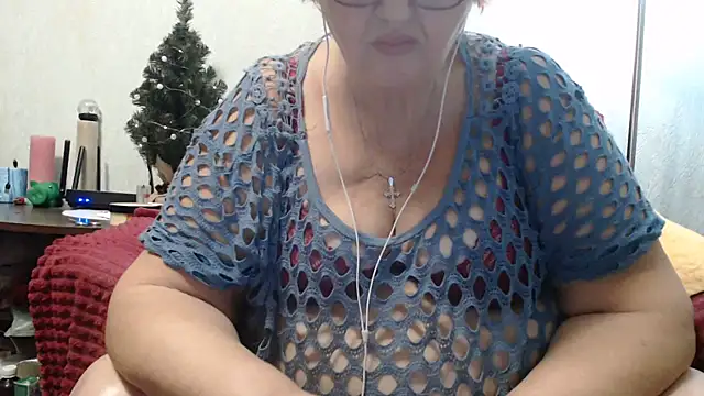 DeniseeRose online show from December 2024 11:23:02 PM