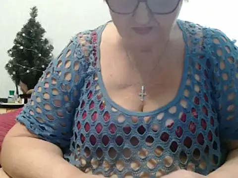 DeniseeRose online show from December 2024 08:01:02 PM