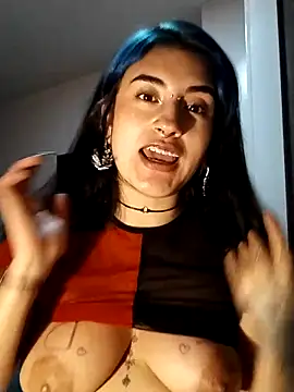 Snapshot of Lilith_Pink chatting on February 2025 06:09:02 AM Lilith Pink online show from February 2025 06:09:02 AM