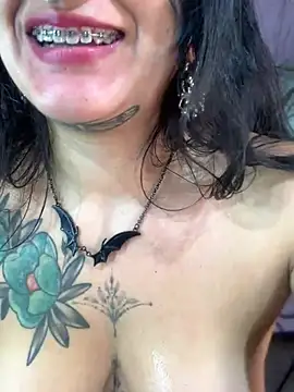 Snapshot of Lilith_Pink chatting on February 2025 12:36:02 AM Lilith Pink online show from February 2025 12:36:02 AM