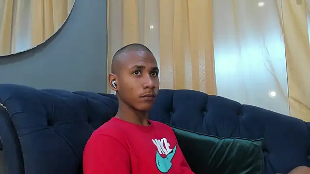 Snapshot of Ethan_Fox11 chatting on January 2025 01:49:01 PM Ethan Fox11 online show from January 2025 01:49:01 PM