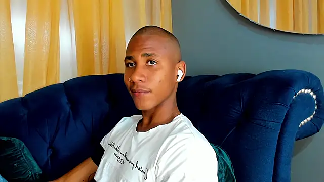 Snapshot of Ethan_Fox11 chatting on March 2025 01:51:01 PM Ethan Fox11 online show from March 2025 01:51:01 PM