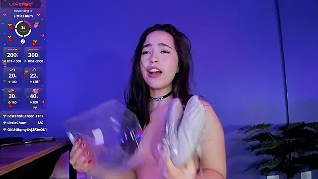 emma morales online show from December 2024 03:33:02 PM