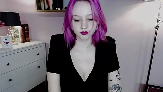 Snapshot of MadelineLust chatting on January 2025 02:28:01 PM MadelineLust online show from January 2025 02:28:01 PM