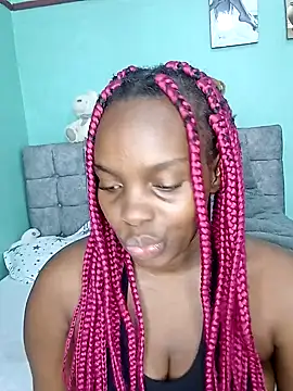 Snapshot of freaky_j_ chatting on December 2024 04:31:02 AM freaky j online show from December 2024 04:31:02 AM