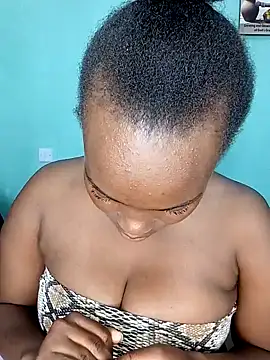 Snapshot of freaky_j_ chatting on December 2024 10:12:02 AM freaky j online show from December 2024 10:12:02 AM