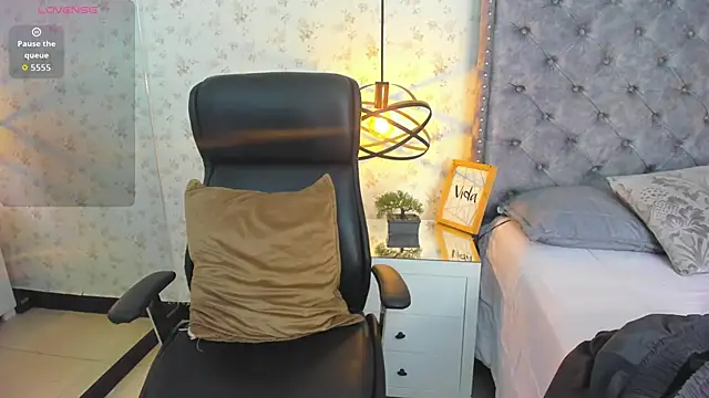 Snapshot of MissSussy chatting on October 2025 11:22:01 AM MissSussy online show from October 2025 11:22:01 AM