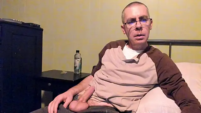 Snapshot of ImportantEquator0 chatting on November 2025 03:18:02 AM ImportantEquator0 online show from November 2025 03:18:02 AM