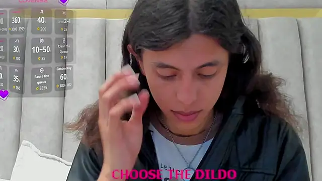 FreyaMoller online show from November 2025 06:08:01 PM