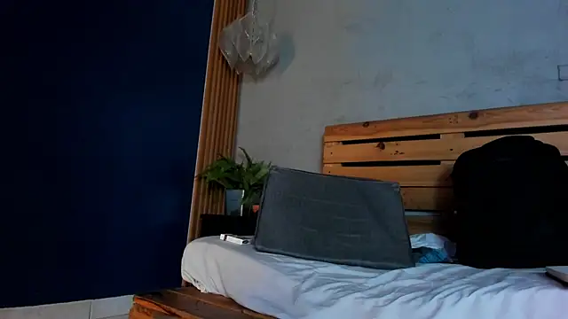 french sexx online show from December 2024 04:31:02 AM