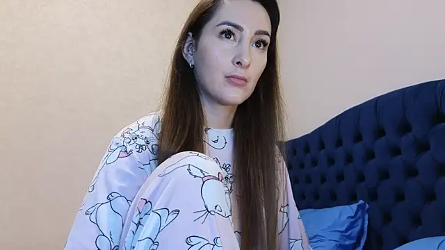 kimmie meow online show from October 2025 04:52:01 PM