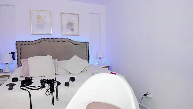 RACHEL EV online show from March 2026 08:26:33 AM