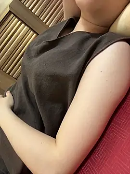 Snapshot of Baby-sexytit99 chatting on May 2026 06:09:01 PM Baby-sexytit99 online show from May 2026 06:09:01 PM