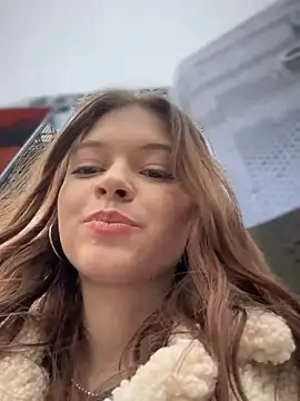 Snapshot of Times__Square chatting on December 2024 10:17:02 AM Times Square online show from December 2024 10:17:02 AM