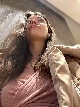 Snapshot of Times__Square chatting on January 2025 05:15:02 AM Times Square online show from January 2025 05:15:02 AM